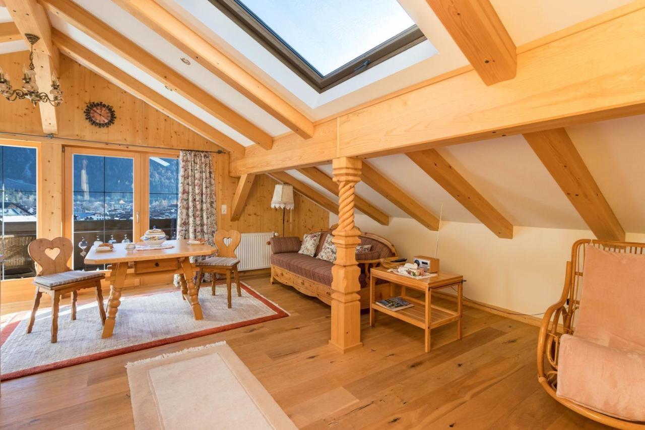 Ferienwohnung Bergkristall Митенвалд Екстериор снимка